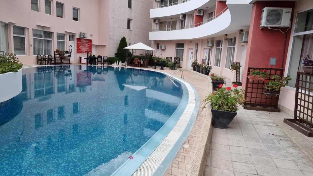 Бутикови Студиа Брита Kranevo Exterior foto